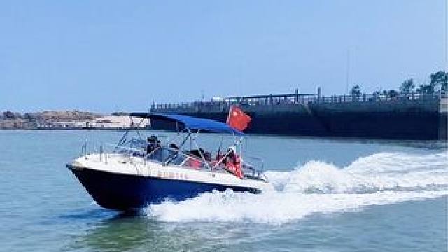 #带你一起去看海 #乘风踏浪#出海捕鱼 #碧海蓝天  #记录旅游足迹