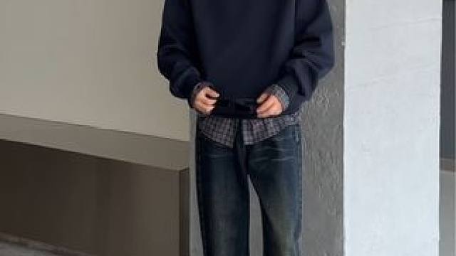 假两件帅死了，还得靠衣服撑着 #又酷又飒的早秋ootd #知识分子穿搭