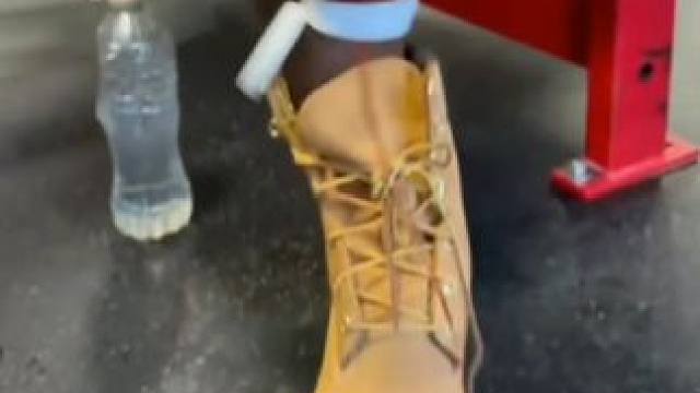 小黑胖子坏得很#要做一个猛男