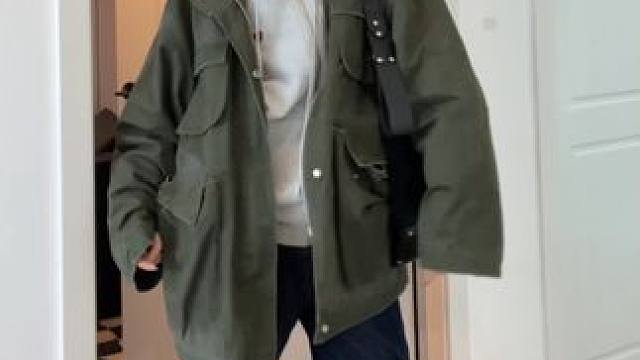 轻松拿捏叠穿法#2024早秋时髦主场 #又酷又飒的早秋ootd #不露声色的高级感时尚单品推荐 #浅