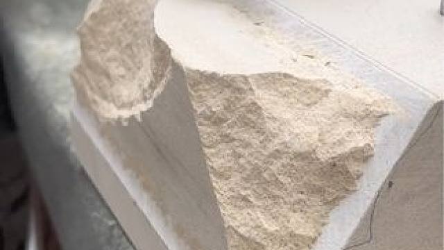 英国皇家古建筑修复师，要求手搓大理石，年薪百万好工作。 #英国皇家建筑师#古建筑修复  #施工工艺 