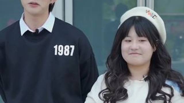 今天男生要大胆表白150斤的可爱胖女孩是一种什么样的感觉#街头采访 #高甜来袭 #情侣 #甜甜的恋爱