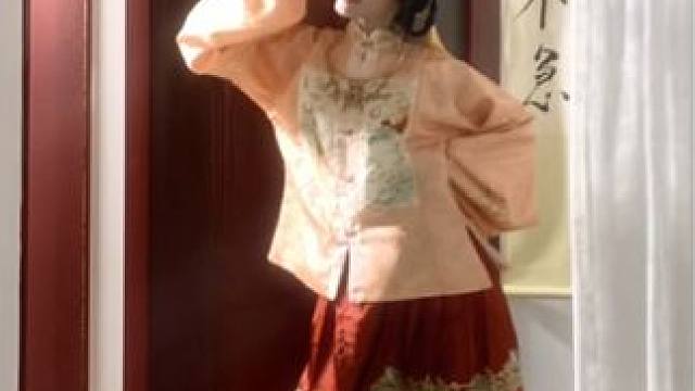 调皮古怪嘻嘻哈哈！ #古典舞 #浅跳一下 #国风古韵 #古风