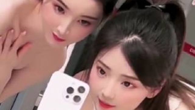 #邻家女孩 #笑容最治愈的女孩 #模特美女 #街拍美女 #车模