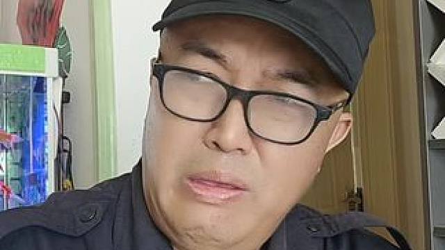 宁丢门不丢人 #幽默搞笑视频 #认真开玩笑 #一边看一边笑