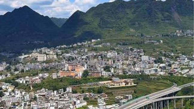 行走万里，方知家乡最美，看尽繁华才知简单最真，人生无常心安才是归处。#美丽乡村 #记录家乡美景 #手