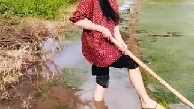 山卡卡里的农村大姐学费了开直播每天收获满满满您还在恐播怕播不敢开播吗#记录真实生活 #农村生活 #抖