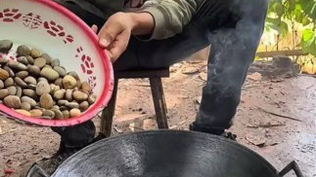 #我的乡村生活 #农村美食 #乡村生活里的温情瞬间 花甲这样炒原汁原味好吃的很