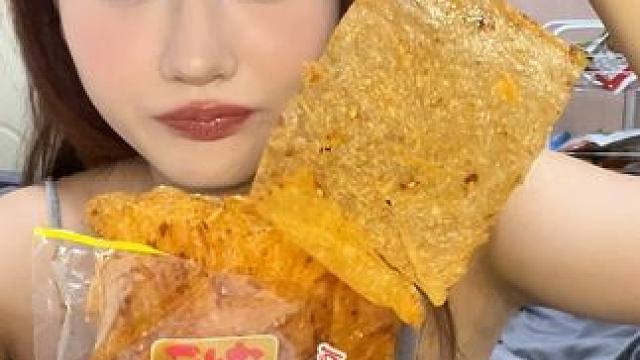 今天又是辣条局！！#零食测评 #美食测评 #爆辣 #童年记忆小零食 #无辣不欢