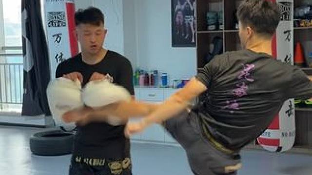 改善扫腿协调，扫腿发力点