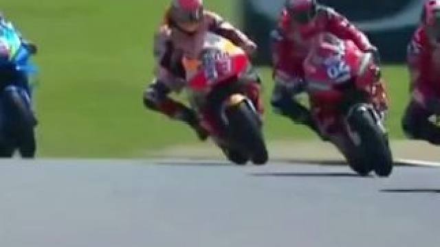 #motogp #压弯 #摩托车比赛 #93号马奎斯 #危险动作请勿模仿
