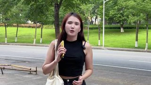 这么热的天你还不给你的爱车贴太阳膜#森巴特太阳膜 #专业汽车贴膜 #森巴特汽车膜 #森巴特冠军代言 