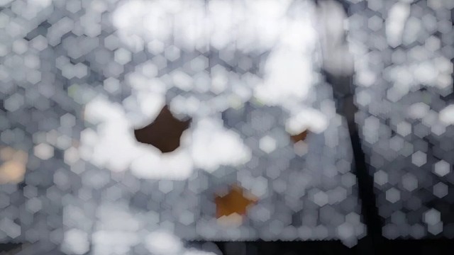 到点了，该emo了