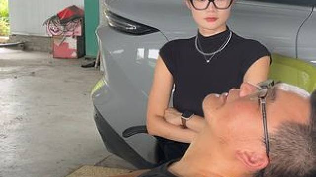 想刀一个人的眼神是藏不住的 #雷军 #经典站位 #周鸿祎