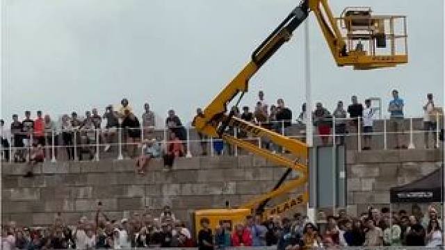 外国人少是有原因的#危险动作请勿模仿 #极限运动#跳水