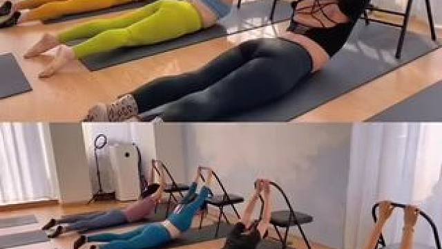 如何学好肩颈理疗课程？这本书可以搞定，200多个肩颈体式，和七大辅具的使用，解剖理论，私教手法，排课