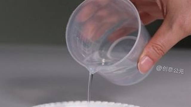 都是沙子，为什么遇水后会有截然不同的物理现象，是谁影响了水的表面张力呢#物理启蒙 #疏水性