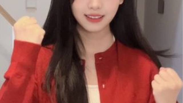 小红报道#甜妹 #手势舞 #浅跳一下