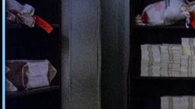 男子必须在一个月内花光3000万，否则就没法继承3亿遗产 #电影解说