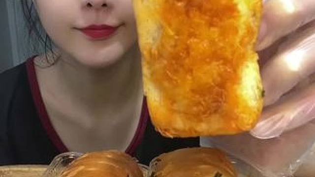 #晒美食是对平凡生活的热爱 #好好吃饭好好生活 #从来没吃过这么好吃的东西 #还没到中秋就馋月饼了 