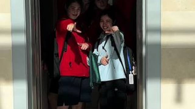 泳队抽象之王王子的日常合集，无论经历多少压力和磨难，你一直都是大家的开心果。你走后，对你的思念是一天