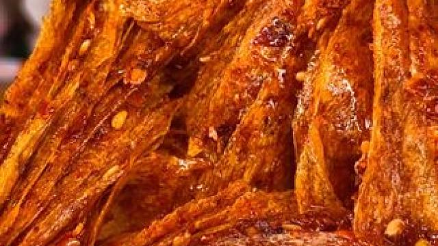 不能吃辣的千万不要轻易尝试魔鬼辣，真的巨辣巨上头#零食推荐 #好吃到停不下来 #无辣不欢 #辣条 #