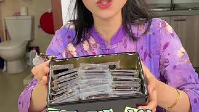 女人不管到了什么年纪都要好好爱自己，每天坚持吃两片阿胶糕#超便宜超划算 #仙女必备 #阿胶糕 #中秋