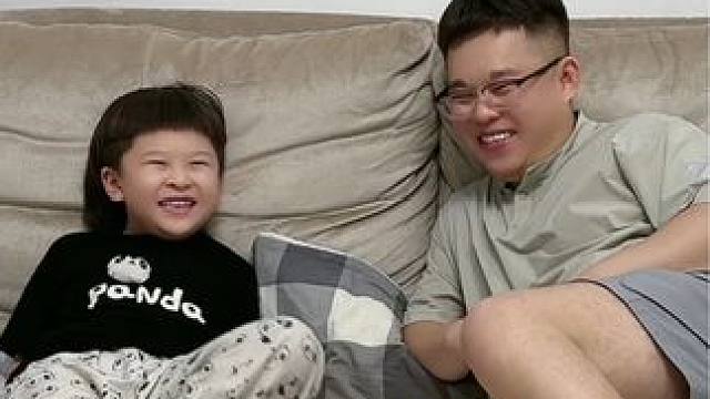 我严重怀疑他俩是故意的……#拿捏人类幼崽的一百种方式 #人类高质量暑假 #小童学焕新 #满级萌娃拿捏