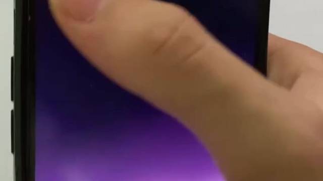 我就不信谁可以找到 那我直接旋个手机