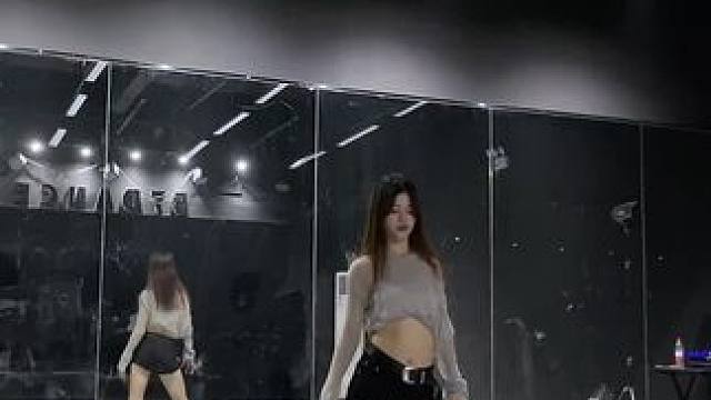 慢速站不稳了哈哈哈 #10minutes #爵士舞 #零基础学舞蹈 #tt编舞 #角美57舞蹈