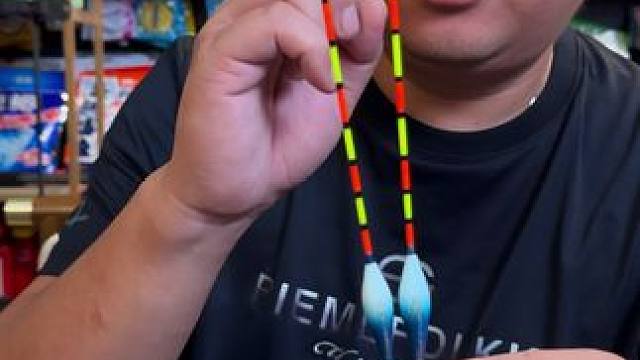 加粗醒目浮漂 看不清浮漂？抓不住鱼口？那是你没用过这款加粗醒目浮漂。#加粗尾浮漂 #醒目浮漂 #浮漂