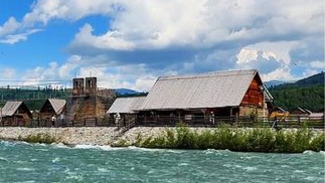 禾木河 你是我今生最美的遇见#禾木河 #用五彩斑斓打开治愈瞬间 #总要去一趟新疆吧 #新疆美好推荐官