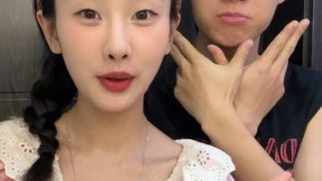 今天是一期男朋友帮我护肤的视频#情侣日常 #护肤