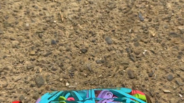 楼梯滚瓶子爆破解压时刻