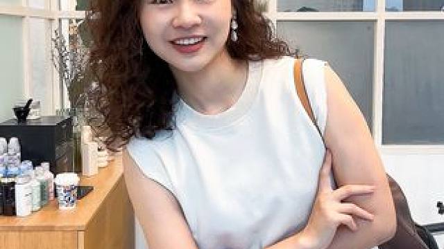 总要烫一次卷发吧！保姆级干货来啦！#康夫F9高速吹风机#康夫吹风机#卷发#头发护理