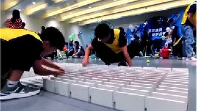 团队多米诺 #团队多米诺  极富创造力的大型主题团建游戏推荐之团队多米诺#多米诺团建#戈德堡团建#团