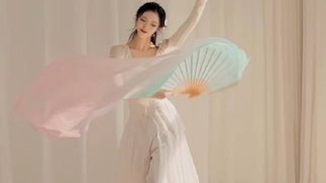 都说变装前更适合我…#古典舞 #青花瓷 #变装