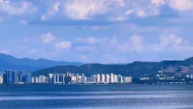 一定要看尽世间所有的美好！
#治愈系风景 #保持热爱奔赴山海 #想去的地方总有一天会抵达 #旅行 #