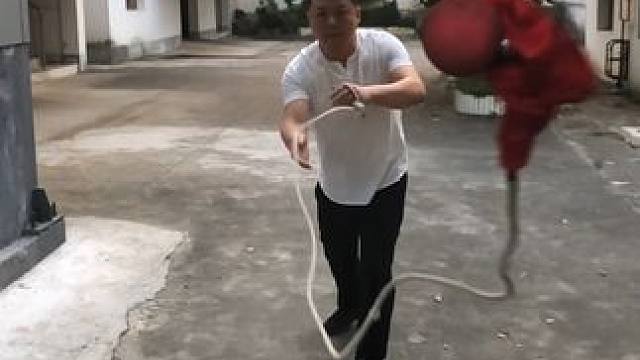 #晨训打卡#流星锤 
#强身健体 #玩出你的热爱 #发扬传武精神