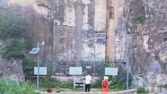 三晋第一碑，位于山西长治市平顺县东寺头村的五龙垴山崖上。没有门票没有停车费。 #旅行推荐官#太行山风