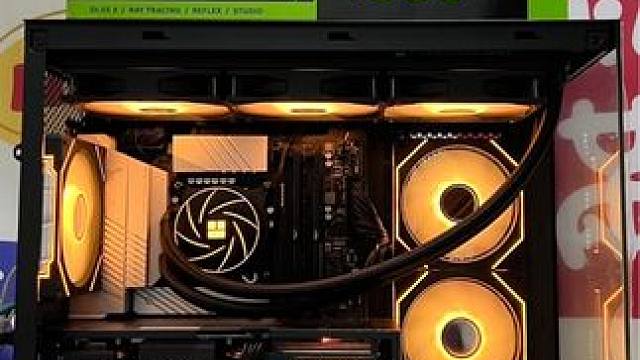 I5 13600KF➕4060TI黑金技嘉海景房游戏主机 #diy电脑 上海买电脑，DIY电脑，实体