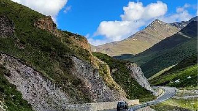 独库公路 宫崎骏说过一段话:其实我很早就知道我们不合适，但我还是拒绝了所有人，陪你走过了一段没有结果