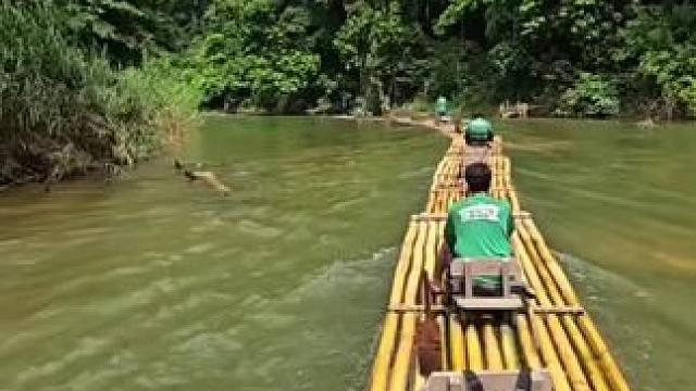 舟行碧波上 人在画中游 #美在山水间