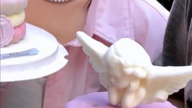 十二星座的处女座款终于上线了！！还是处女座的幸运色紫色#美食探店 #蛋糕 #上海之夏