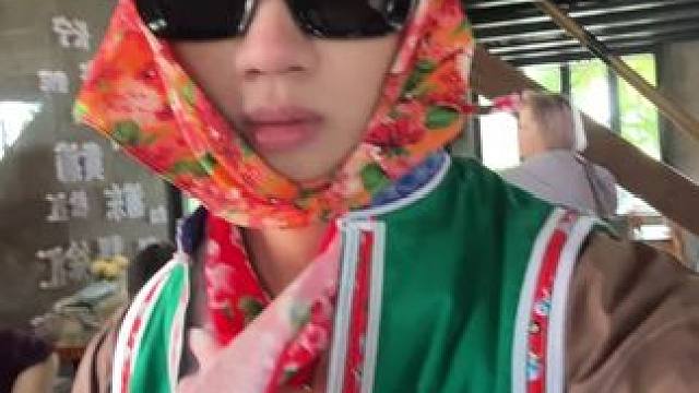 展示 #腼腆害羞内向社恐文静小男孩 #ootd我的穿搭日记