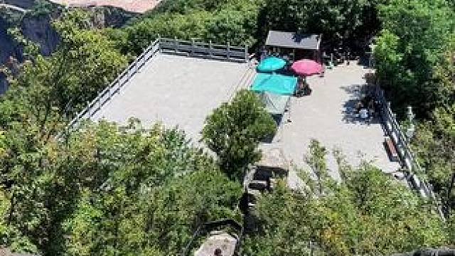 或许只有遗憾才会让人念念不忘，世间最好的相遇，不是在路上而是在心上……