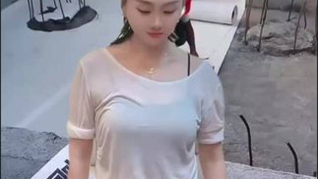 #舞台无处不在 #小蛮腰扭起来 #浅跳一下