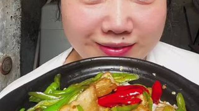 #大口吃面过瘾 #吃饭了 #爆辣