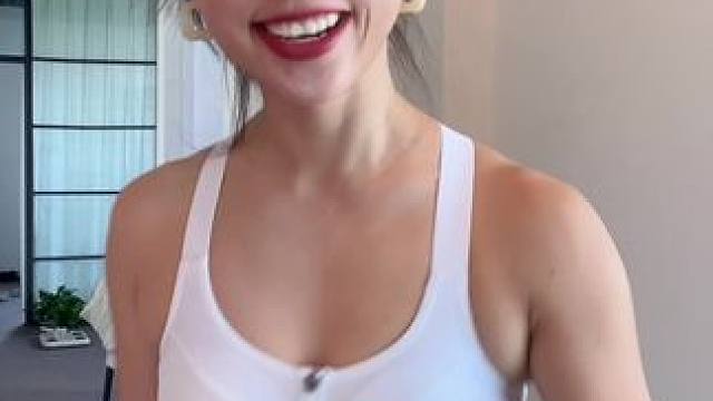 要做一个充满活力和自信的女人#今儿练了吗 #浪姐 #女明星体态 #我的健身日记 #女性力量 那