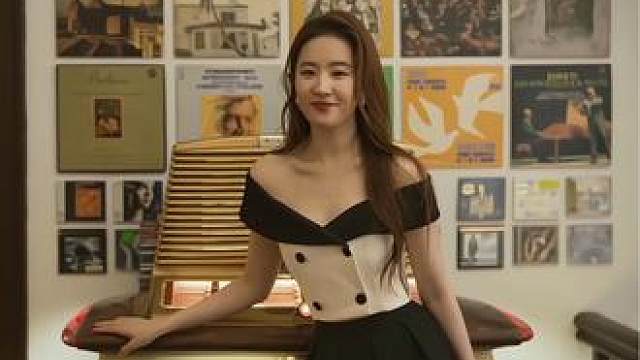 仅存在于每个当下，一定要尽请享受 #刘亦菲 #人间清醒 #内容过于真实